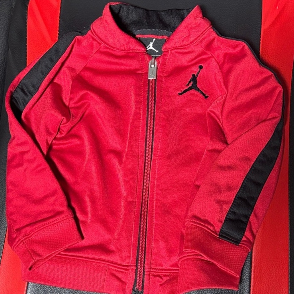 AIR JORDAN - COLLECTIBLE ZIP-UP TRACK JACKET (Toddler)